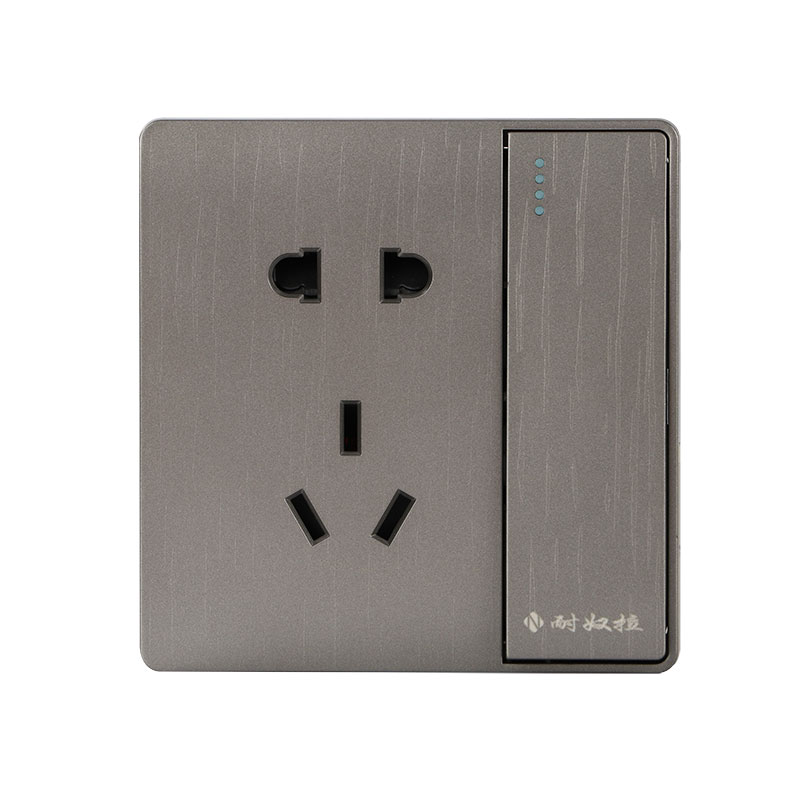 One five hole socket